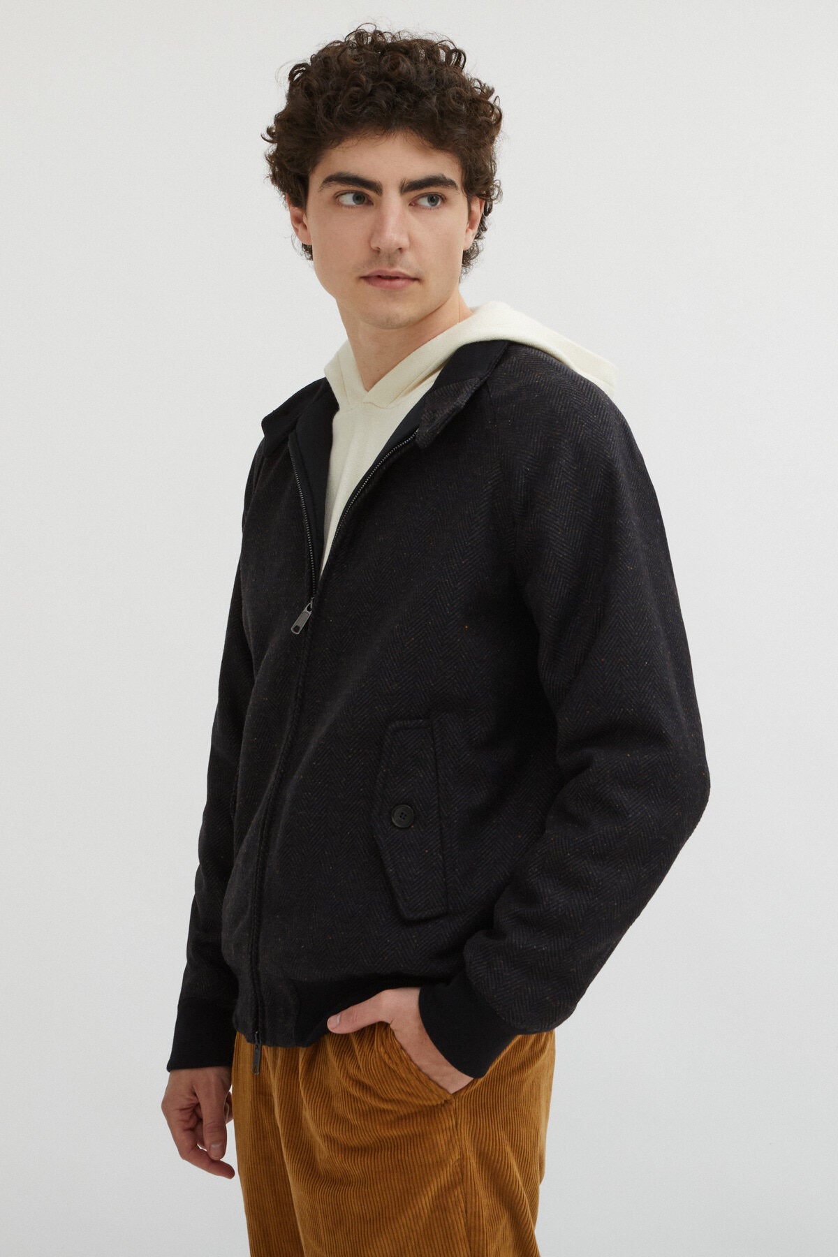 G9 Blend Wool Herringbone Navy | Baracuta