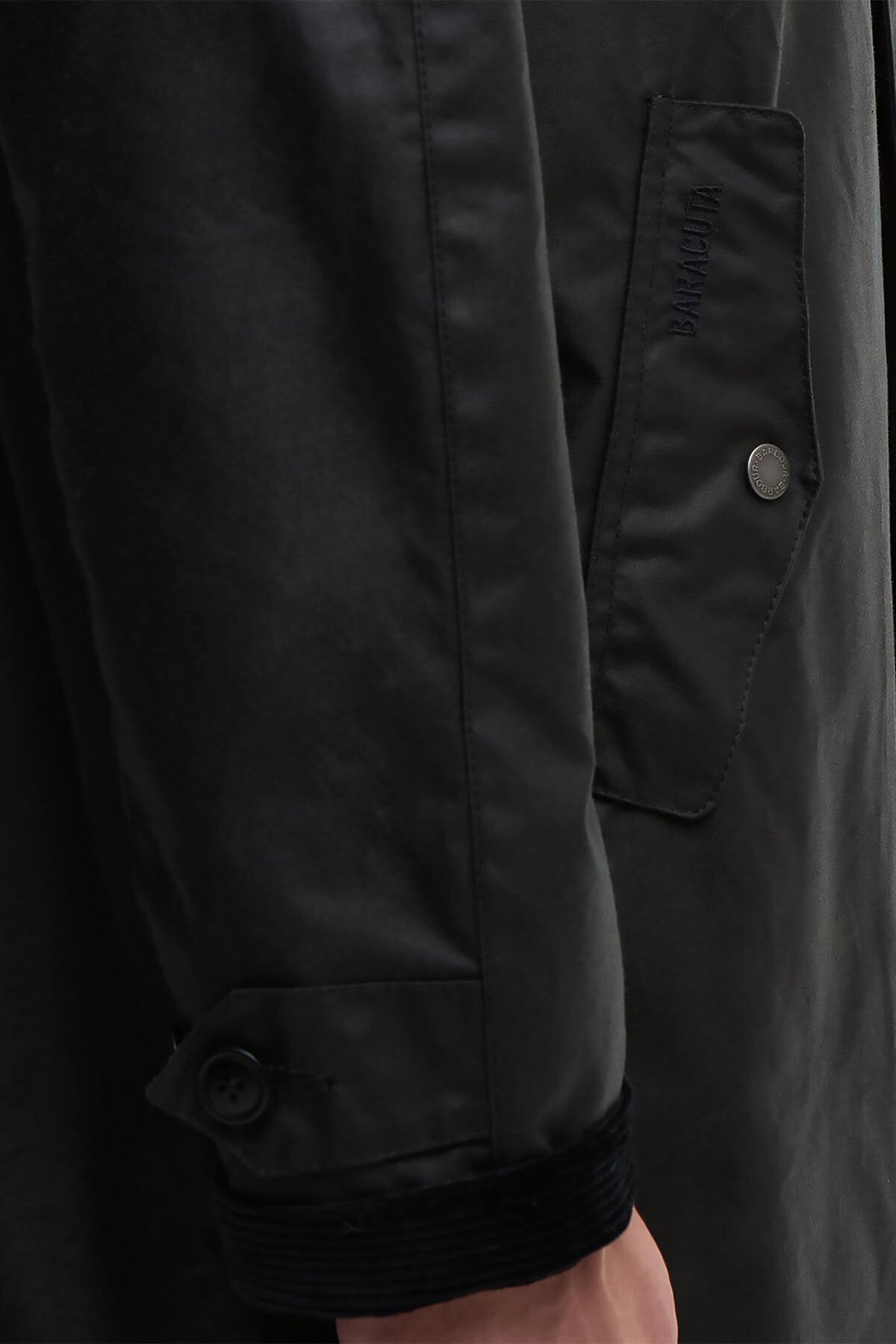 BARBOUR X BARACUTA TYNE WAXED COAT Navy | Baracuta