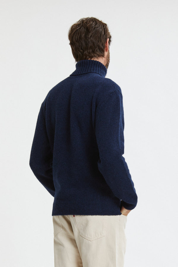 Maglione a collo alto in lana